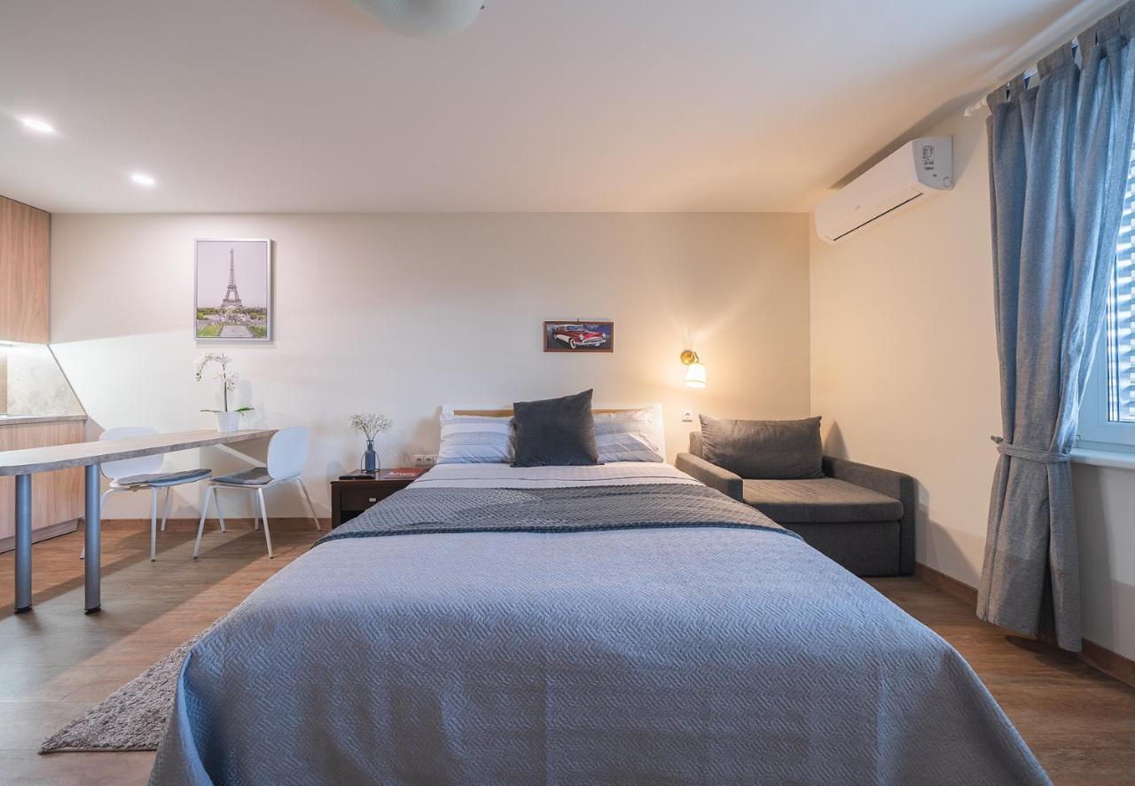 Gyneju Self Check-In Apartments Вильнюс Экстерьер фото