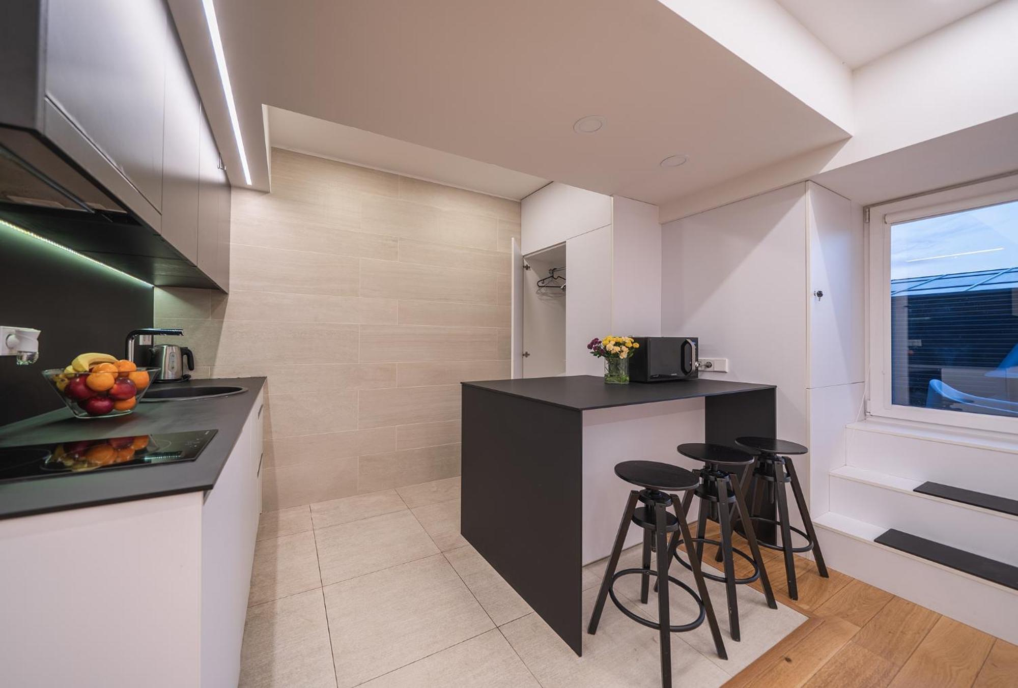 Gyneju Self Check-In Apartments Вильнюс Экстерьер фото