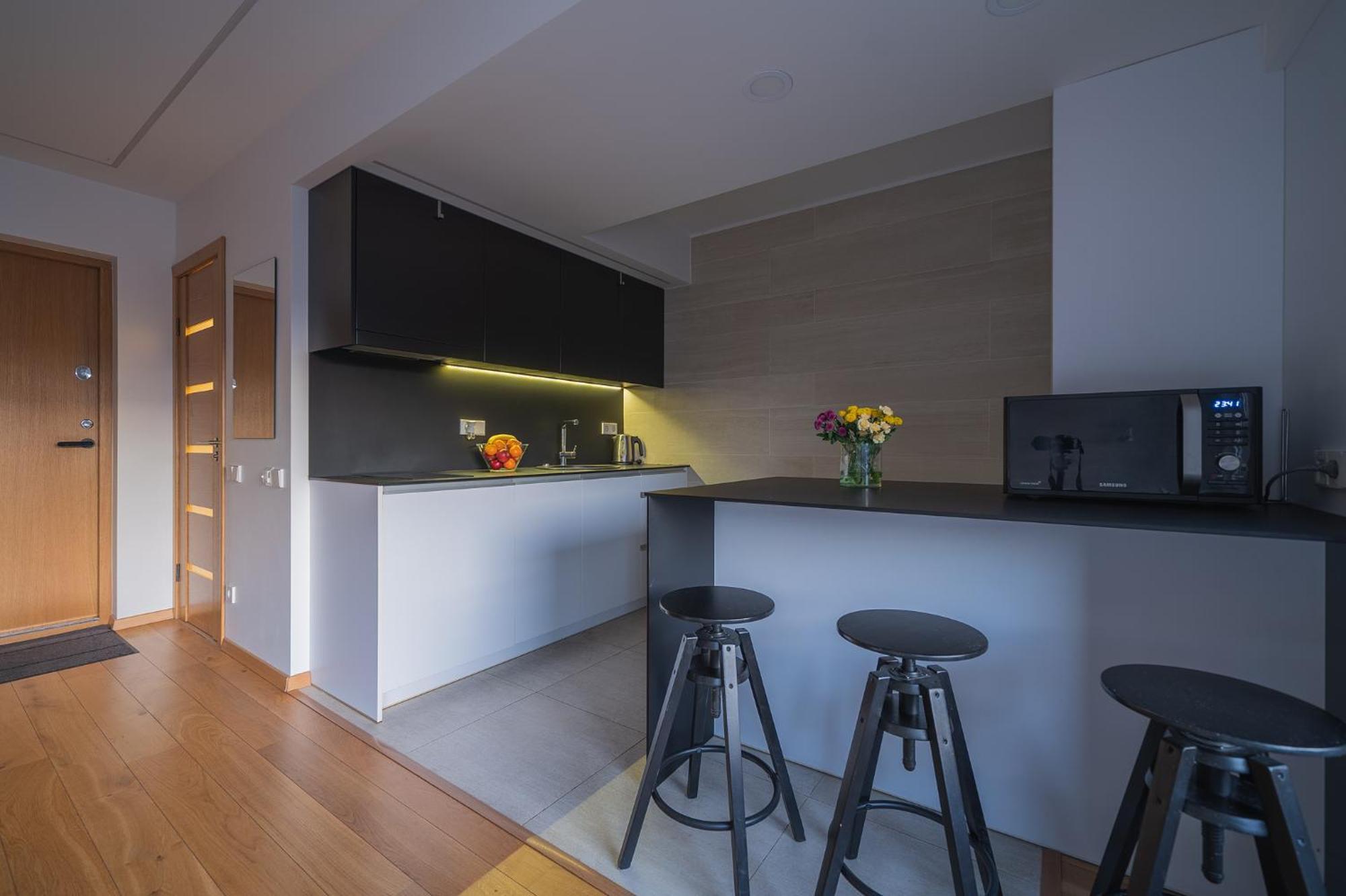 Gyneju Self Check-In Apartments Вильнюс Экстерьер фото